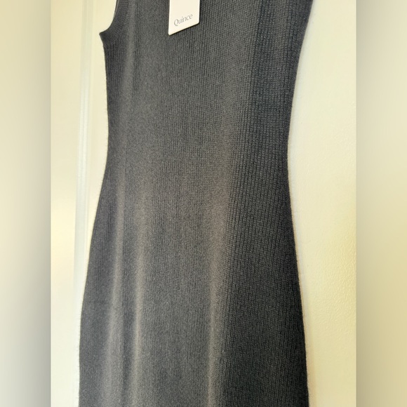 NWT! | QUINCE Mongolian Cashmere Sleeveless Midi
Sweater Dress Black Size Small - Picture 6 of 16